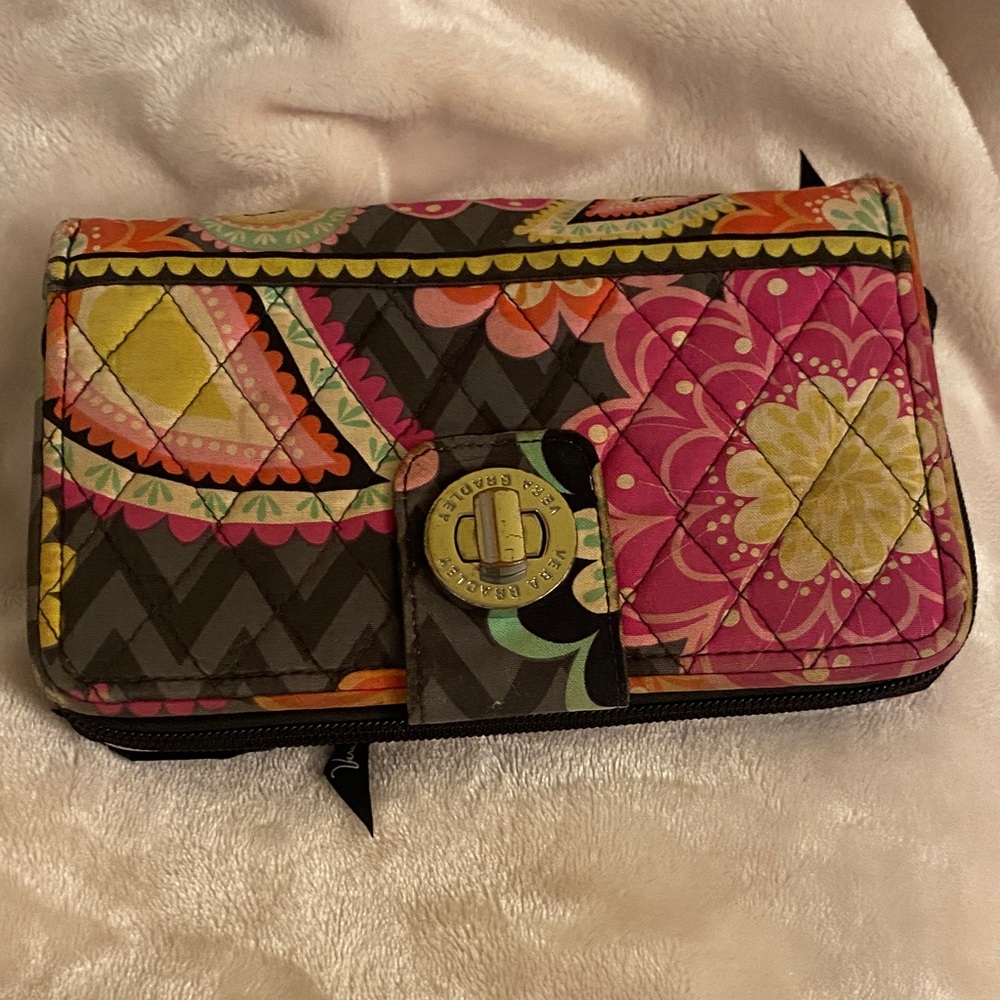 VERA BRADLEY Quilted Women's Wallet